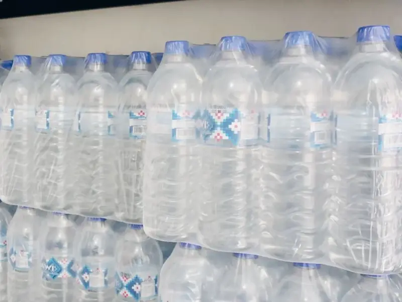 Botellas de agua purificada de 500 ml de Bawi en Chihuahua